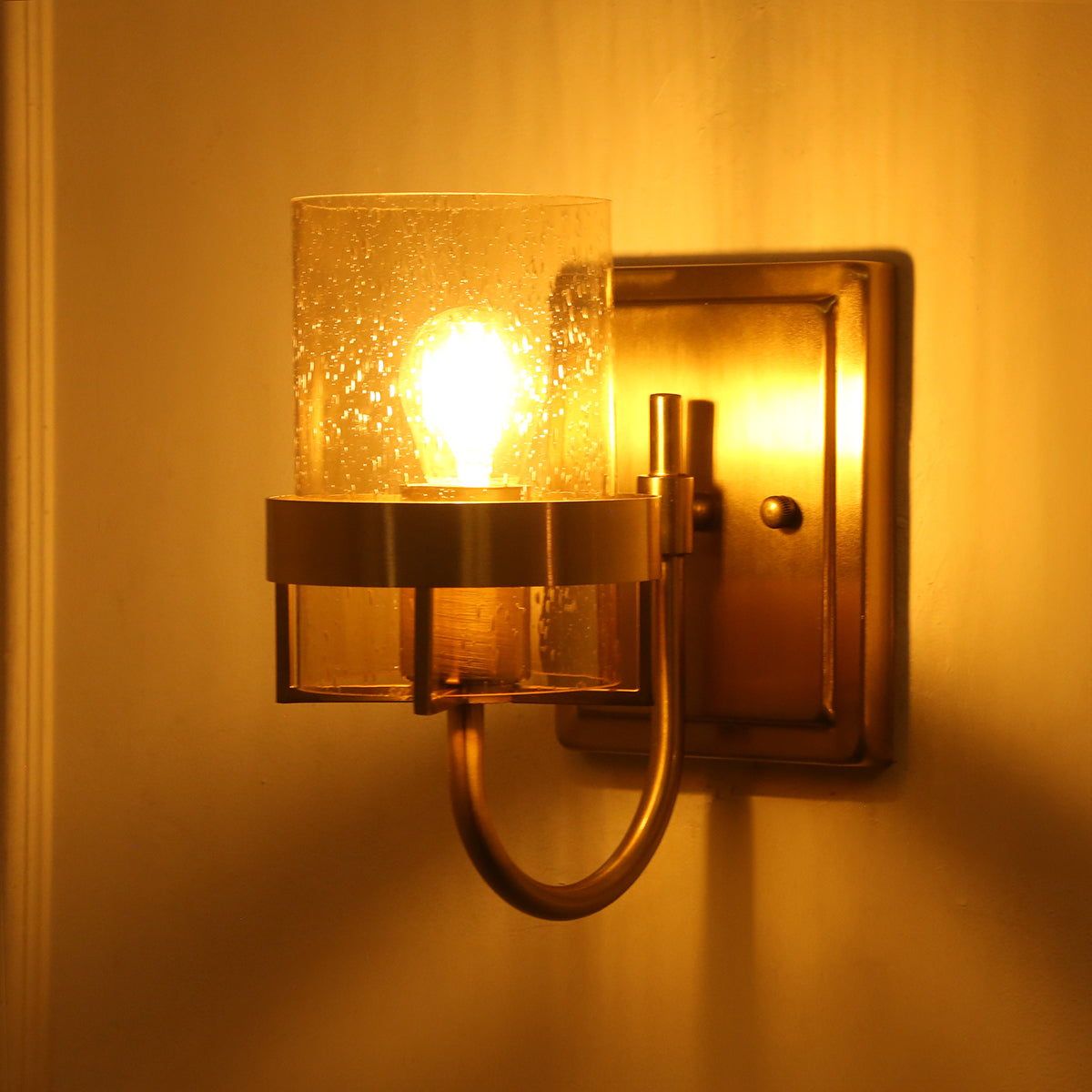 Alpha Single Wall Light for Bedrooms & Hall | Light & Living