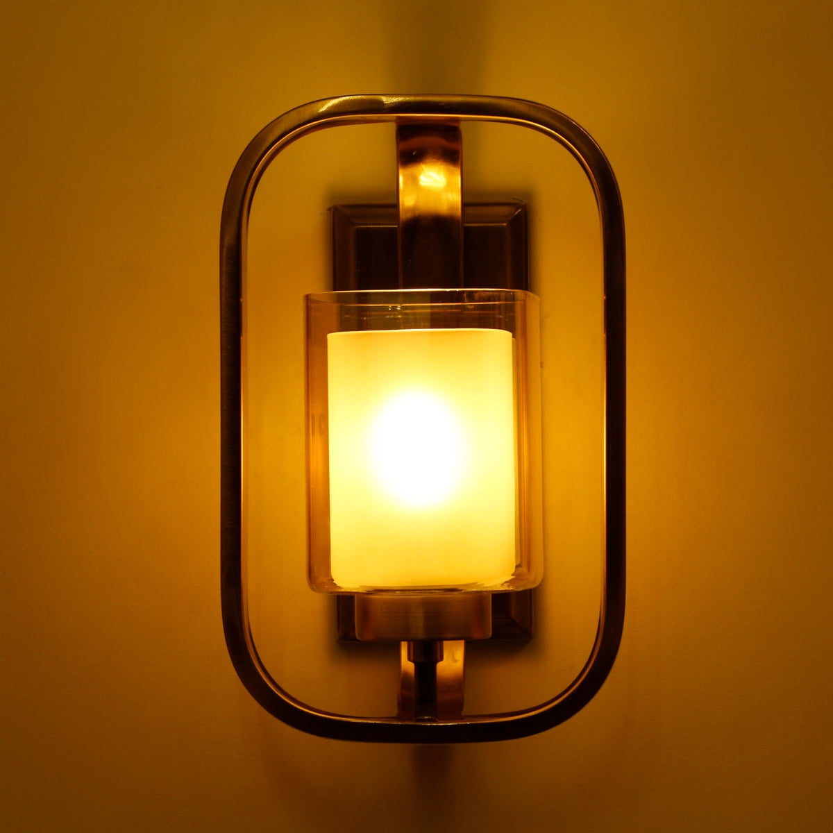 Buy Captivating Wall Light online