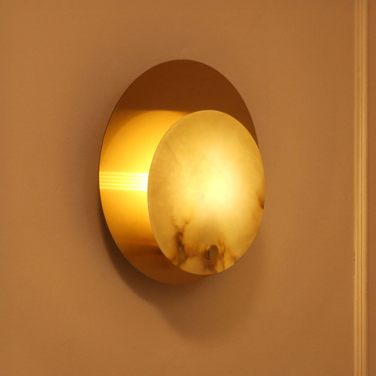Honour Round LED Wall Light Online