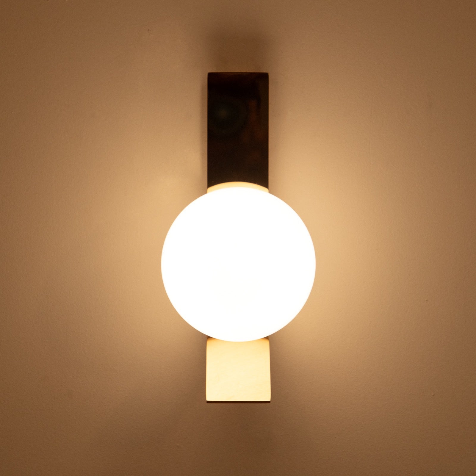 Single Light Amsterdam Single LED Wall Light for Homes | Light & Living