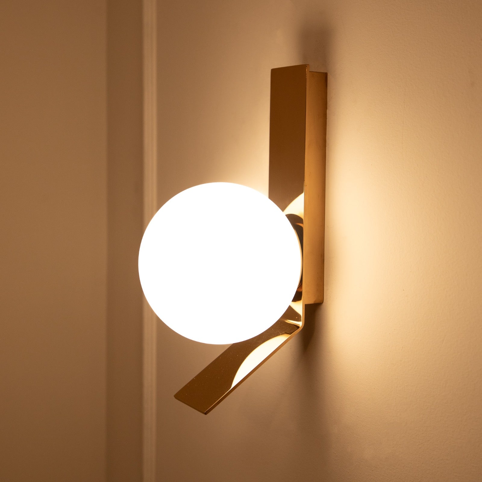 Buy Amsterdam Single LED Wall Light Showroom