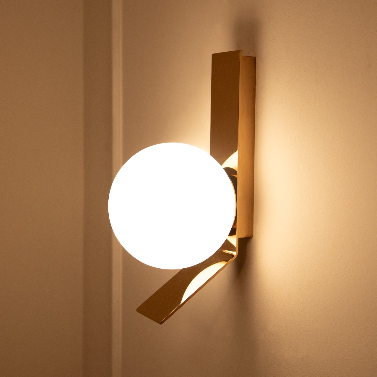 Buy Amsterdam Single LED Wall Light Showroom