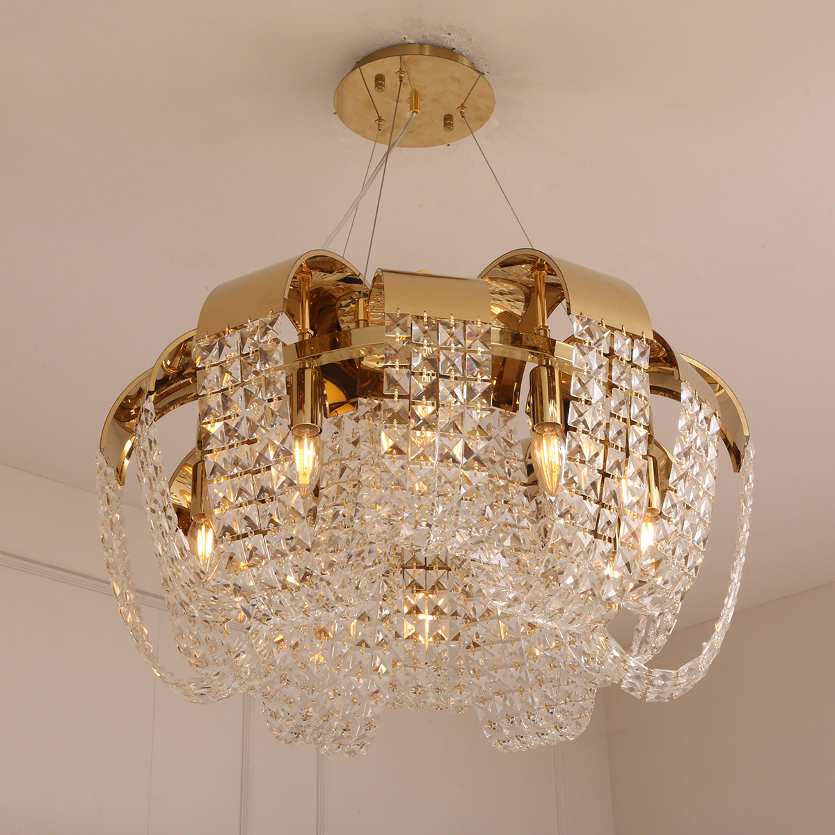 Grandeur Crystal Chandelier for Living & Modern Homes | Light & Living