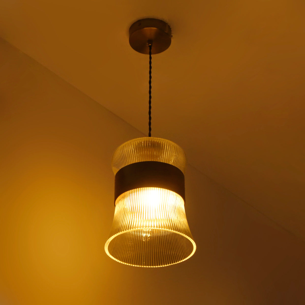 Wooden Gaze Pendant Light Online