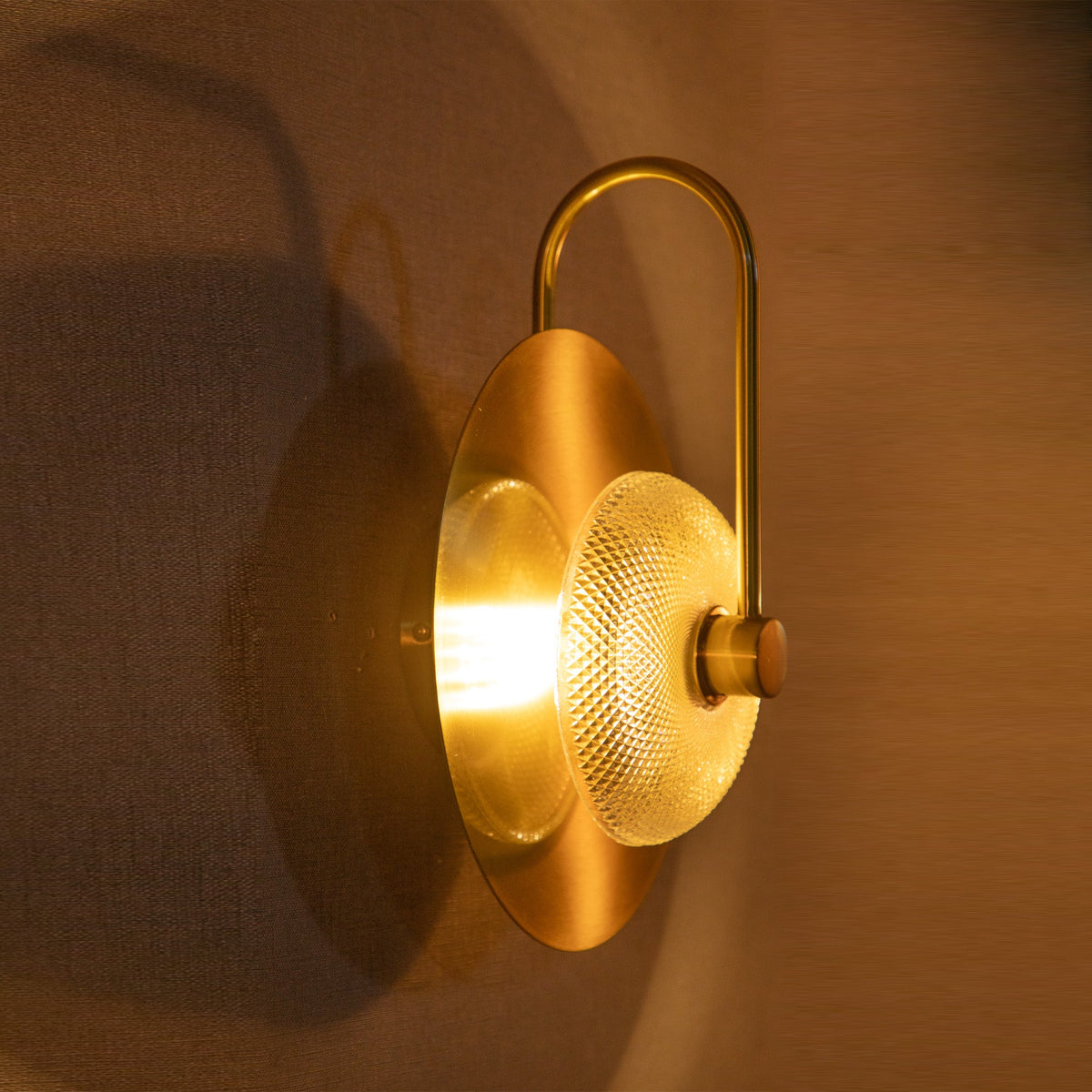 Accept LED Wall Light