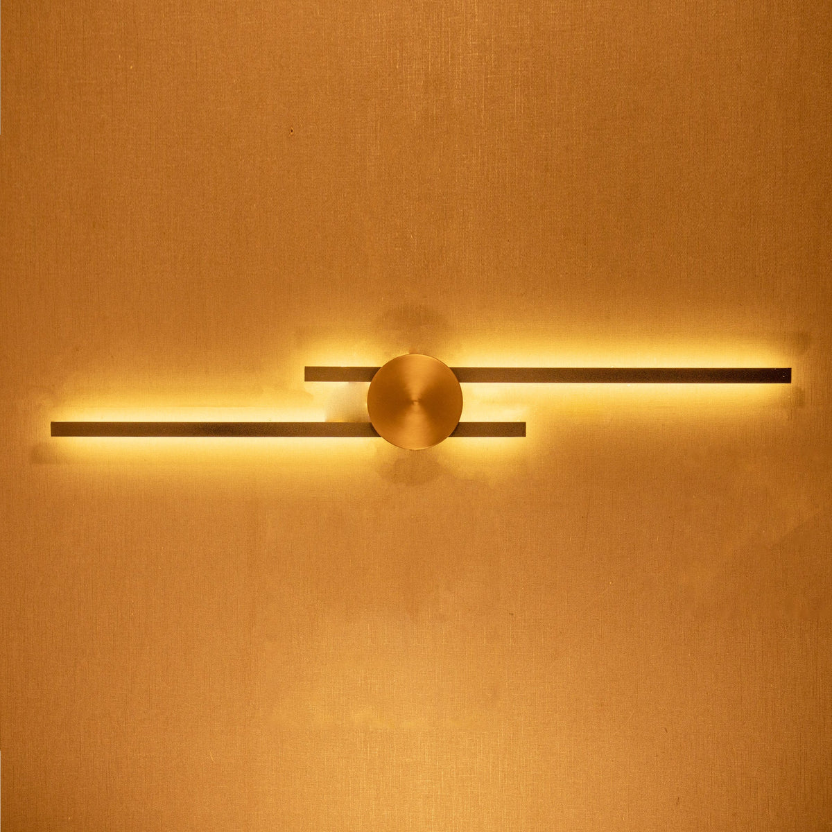 Noble Medium LED Wall Light