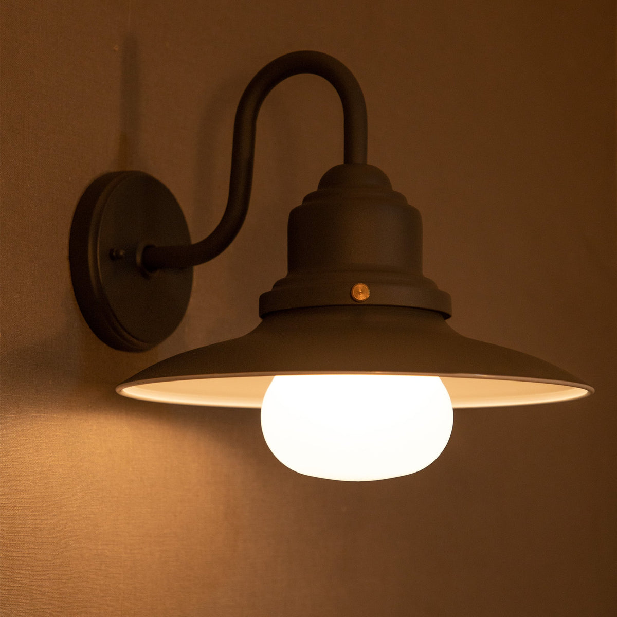 Buy Old School Outdoor Wall Light online