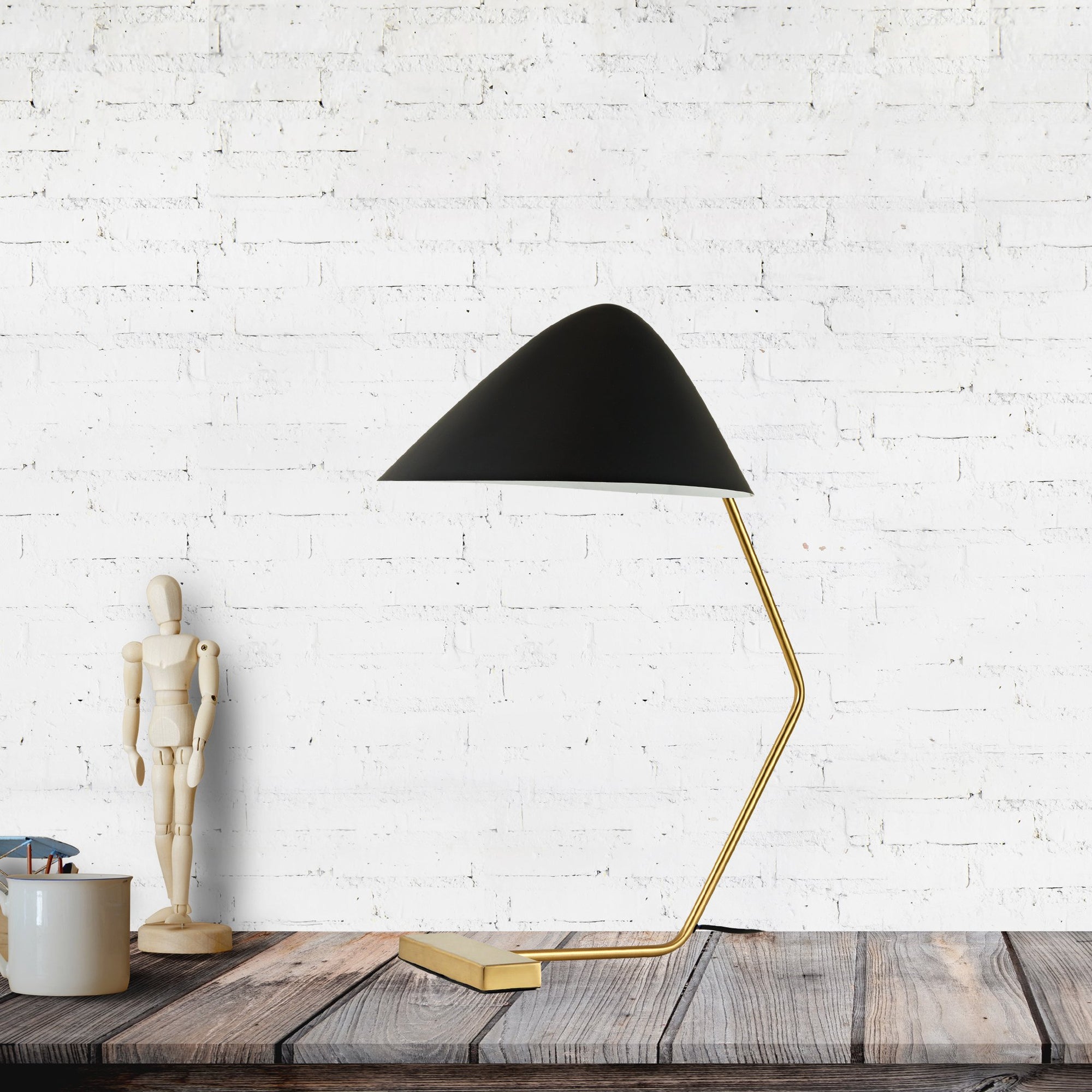 Snoopy Table Lamp India