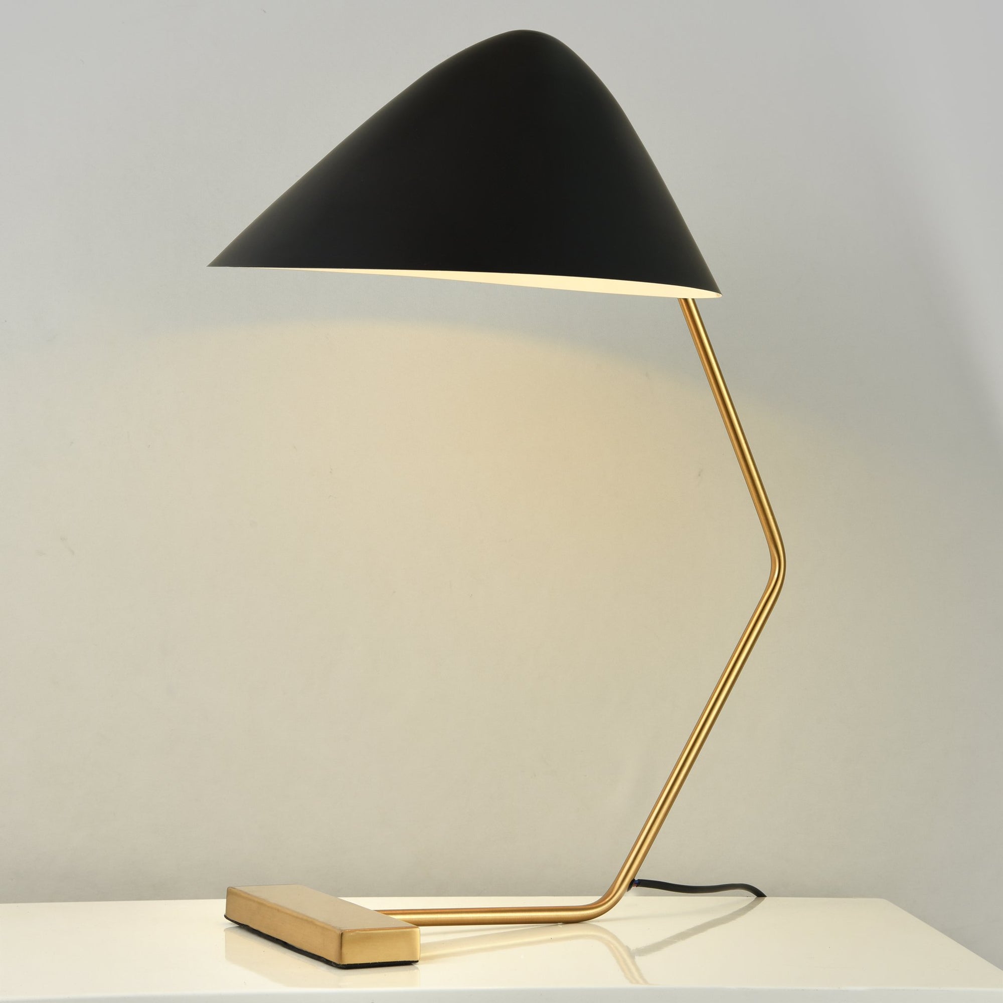 Snoopy Table Lamp India