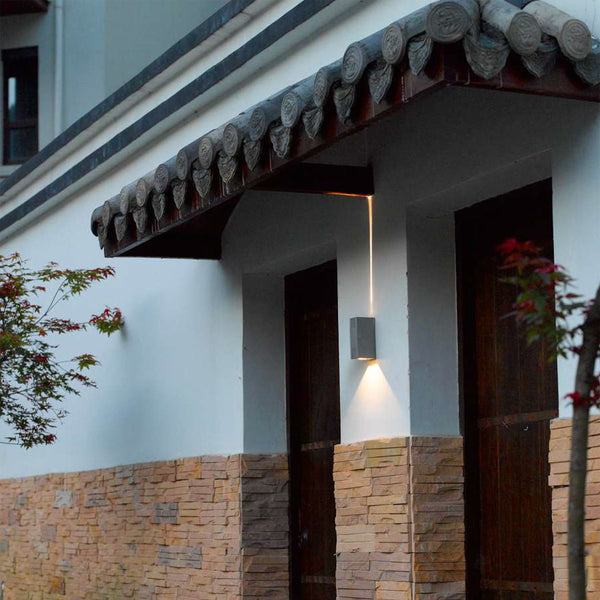 Up Down Line Pro Outdoor Wall Light for Exteriors | LightsAndLiving